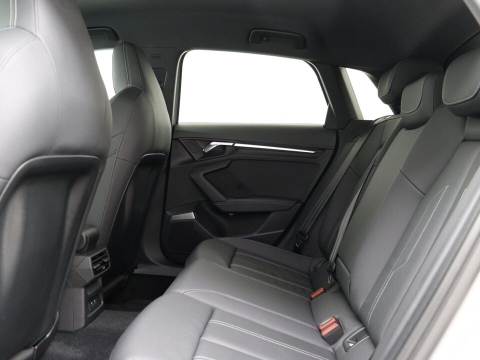 Audi A3 Sportback 45 TFSI e 245 PK S Edition Competition
