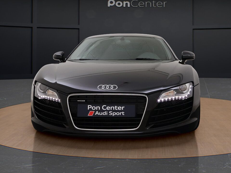 Audi R8 4.2 V8 420 PK FSI