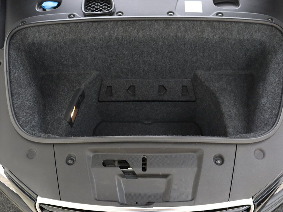 Audi R8 4.2 V8 420 PK FSI
