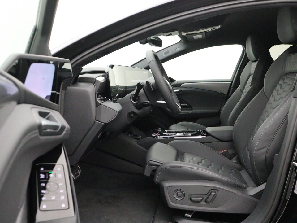 Audi S6 Avant e-tron 100kWh 370 kW / 503 PK