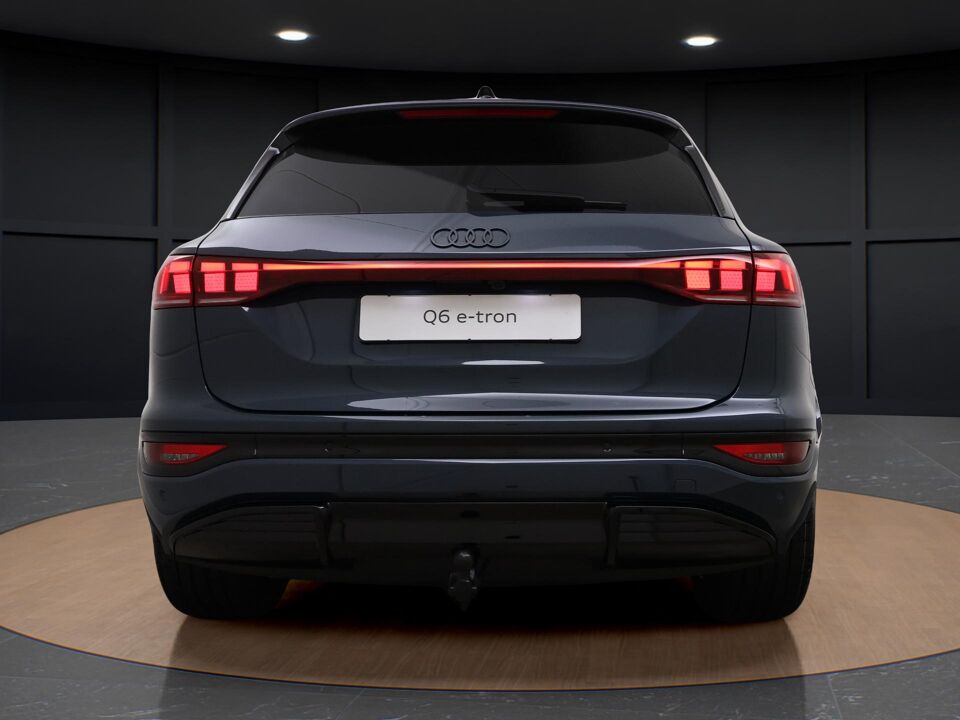 Audi Q6 e-tron S edition 185kW/252pk 83Kwh