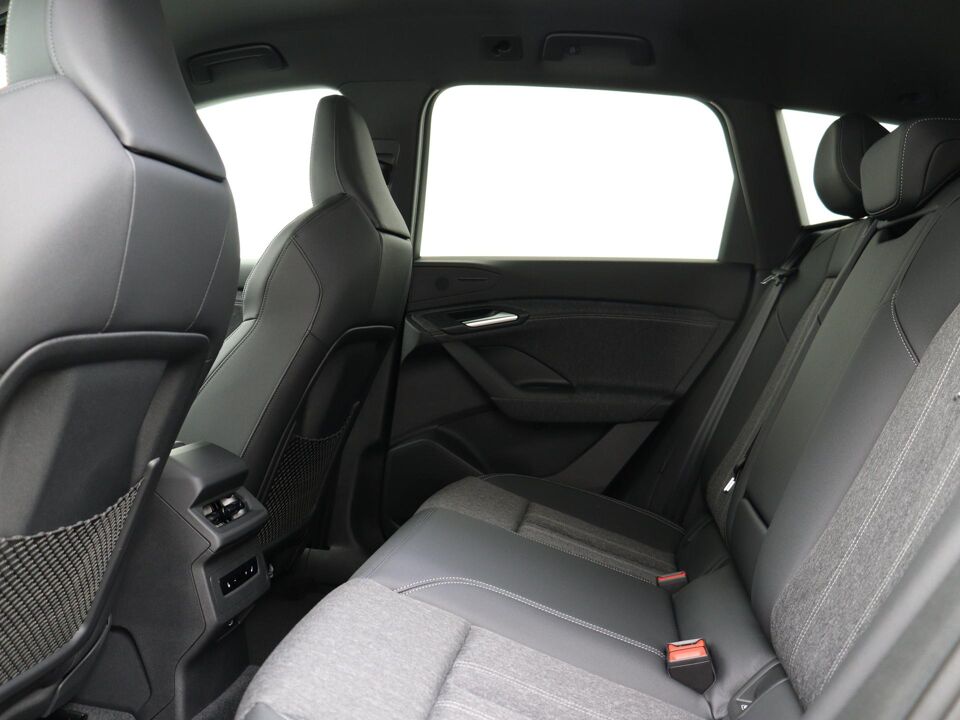 Audi Q6 e-tron S edition 185kW/252pk 83Kwh