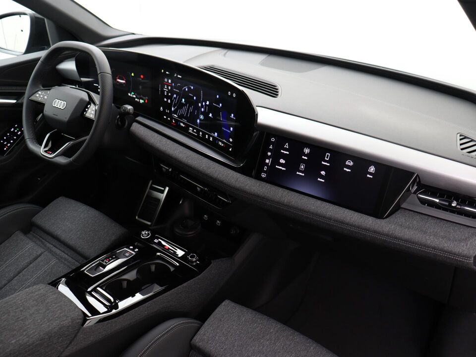 Audi Q6 e-tron S edition 185kW/252pk 83Kwh