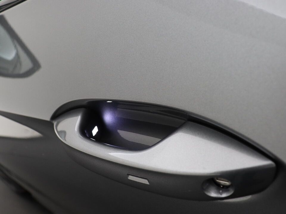 Volkswagen Passat Variant R-Line-Edition 1.5 eTSI 110 kW / 150 pk