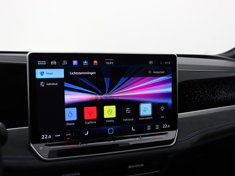 Volkswagen Passat Variant R-Line-Edition 1.5 eTSI 110 kW / 150 pk