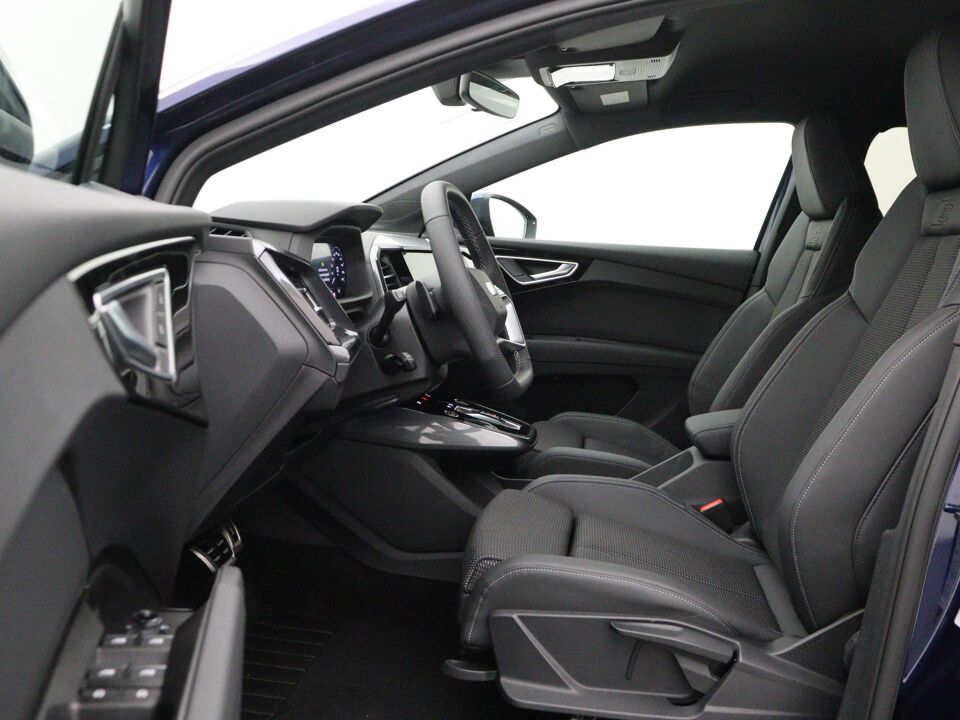 Audi Q4 Sportback e-tron S edition Competition 45 82 kWh 210 kW / 286 PK