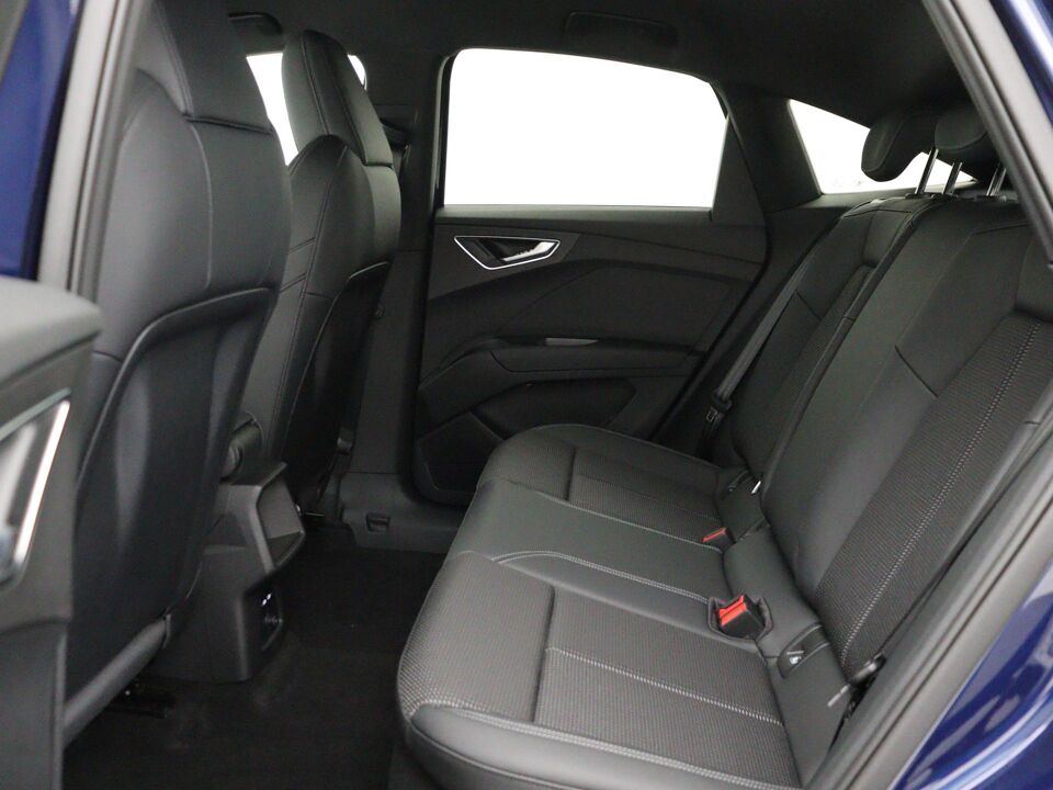 Audi Q4 Sportback e-tron S edition Competition 45 82 kWh 210 kW / 286 PK