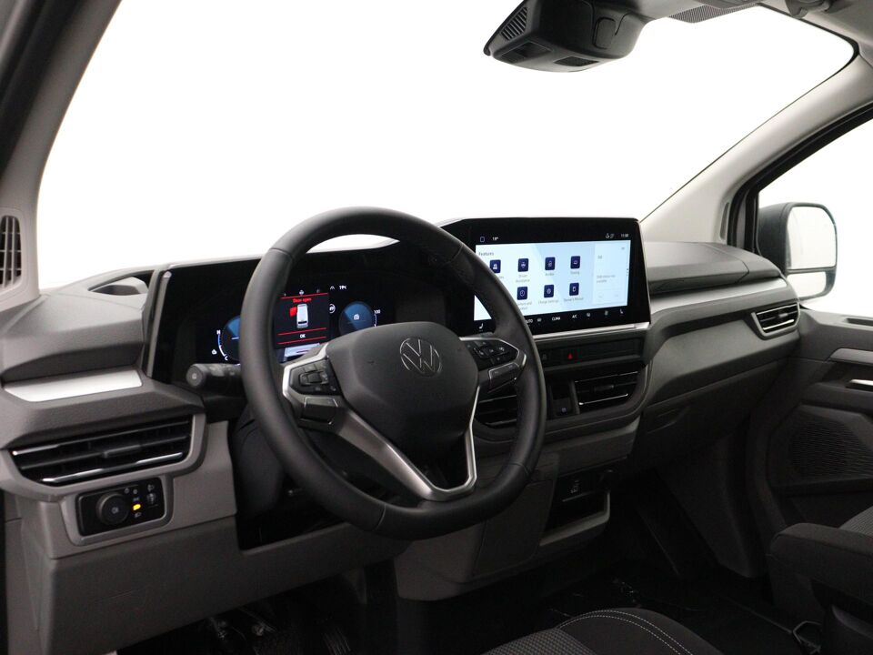 VW-Bedrijfswagens E-Transporter Life L2 100 kW / 136 pk