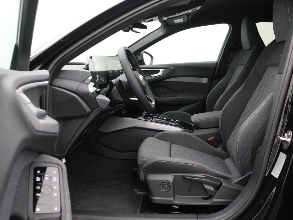 Audi A5 Avant Edition One 35 TFSI 110 kW / 150 pk