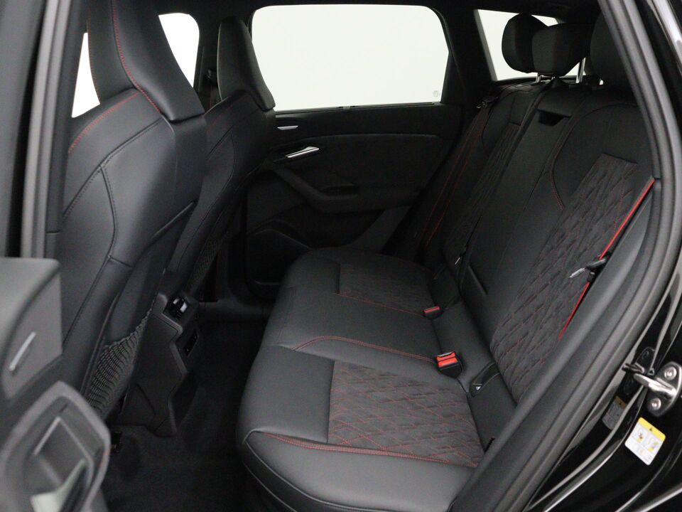 Audi SQ6 e-tron 100 kWh 360 kW / 490 PK