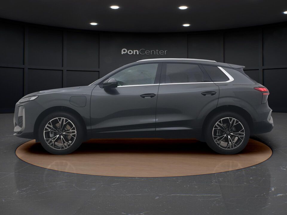 Audi Q3 S edition e-hybrid 200 kW / 272 PK