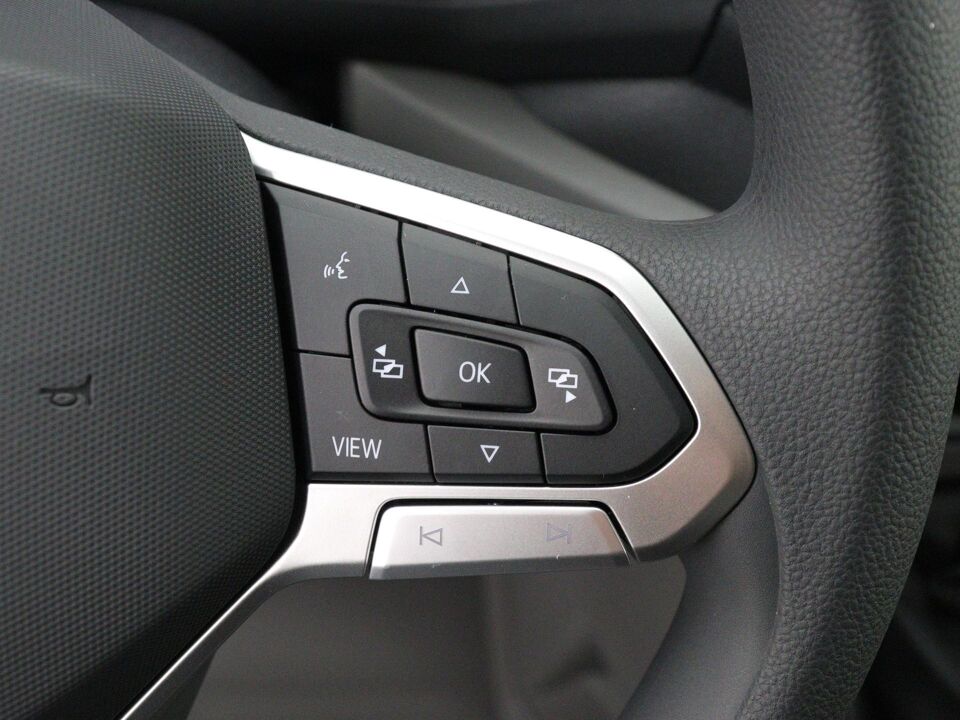 VW-Bedrijfswagens Crafter Trendline L3H3 2.0 TDI 103 kW / 140 pk