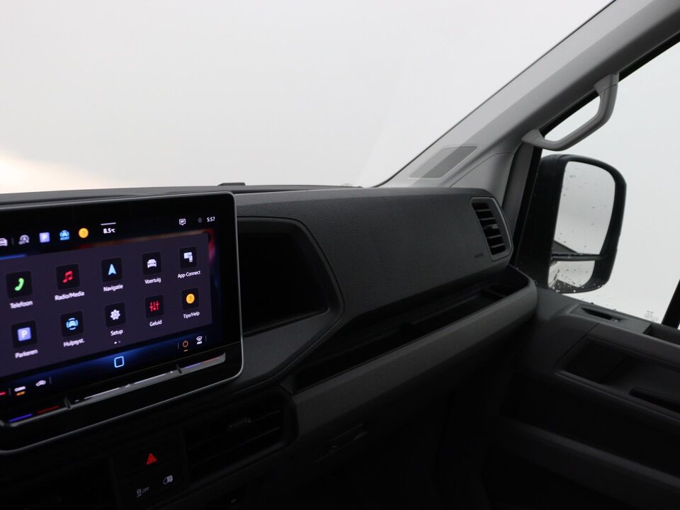 VW-Bedrijfswagens Crafter Trendline L3H3 2.0 TDI 103 kW / 140 pk