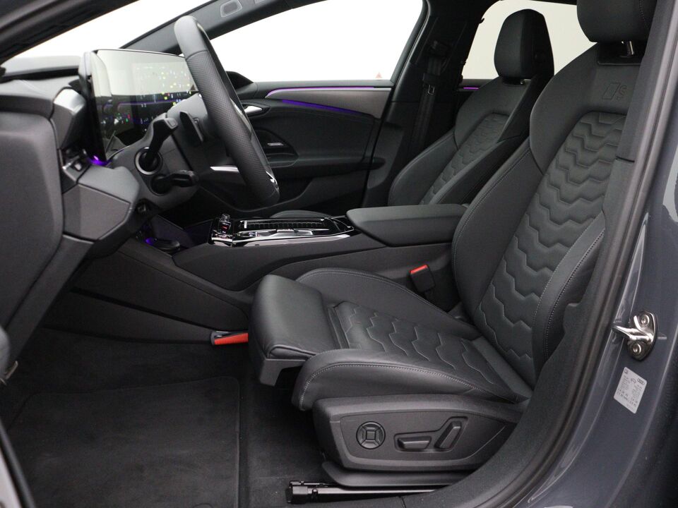 Audi S6 Avant e-tron S edition quattro 100kWh 370 kW / 503 PK