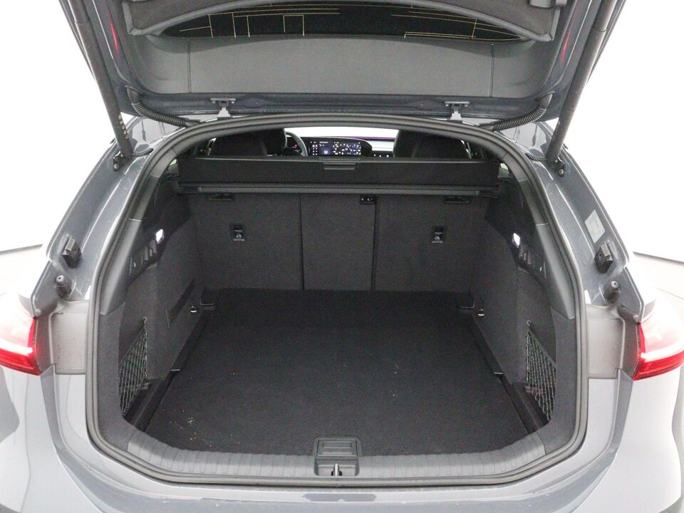 Audi S6 Avant e-tron S edition quattro 100kWh 370 kW / 503 PK