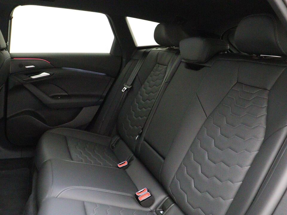 Audi S6 Avant e-tron 100kWh 370 kW / 503 PK