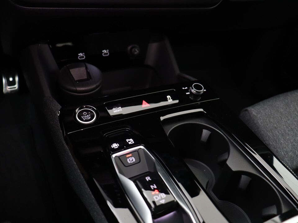 Audi Q6 e-tron S edition 83Kwh 185 kW / 252 PK