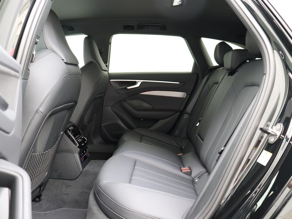 Audi A6 Avant S edition 40 TFSI 150 kW / 204 PK