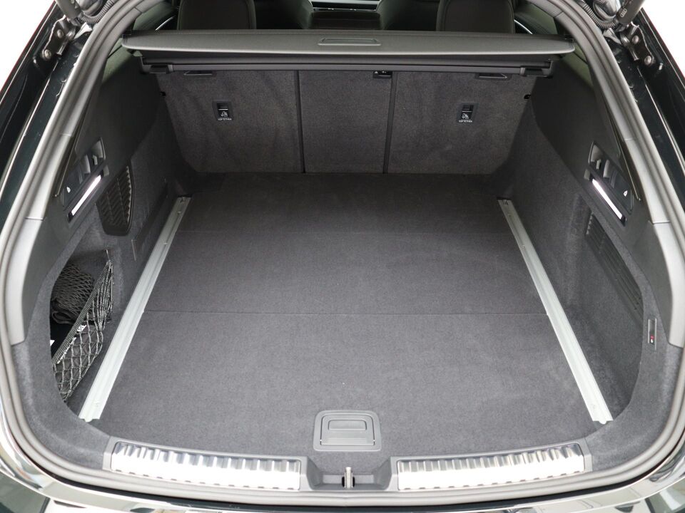 Audi A6 Avant S edition 40 TFSI 150 kW / 204 PK