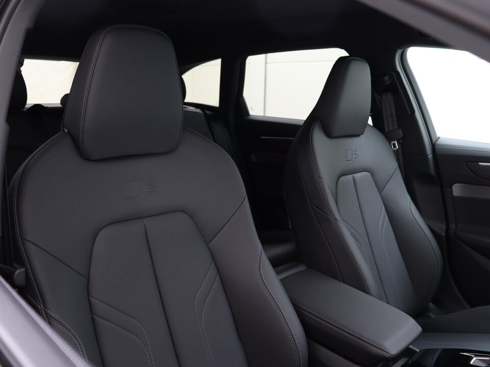 Audi A6 Avant S edition 40 TFSI 150 kW / 204 PK