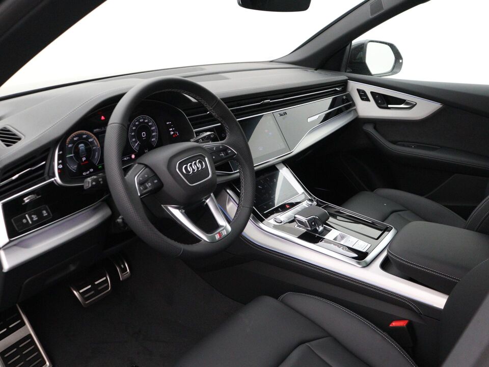 Audi Q8 Pro Line S 55 TFSI e 290 kW / 394 PK