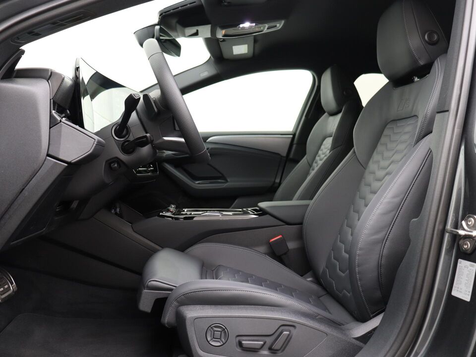 Audi A6 Sportback e-tron S Edition 83 kWh 286 PK