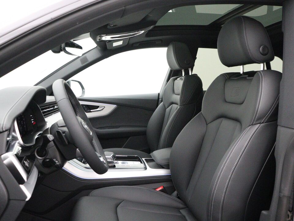 Audi Q8 Pro Line S 55 TFSI e 290 kW / 394 PK