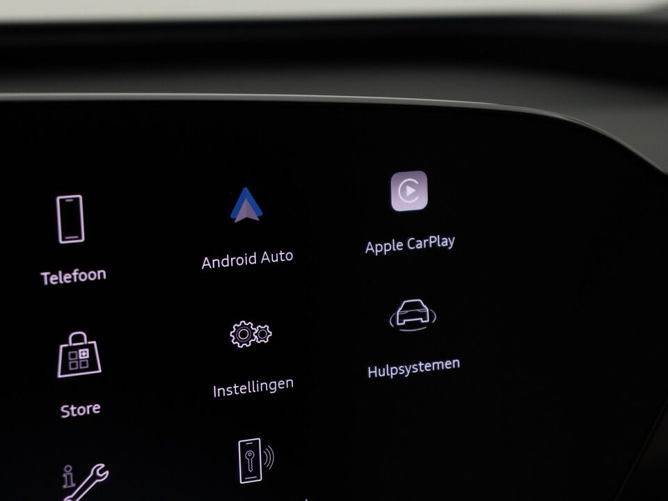 Audi A6 Avant e-tron S edition 100kWh 270 kW / 367 PK