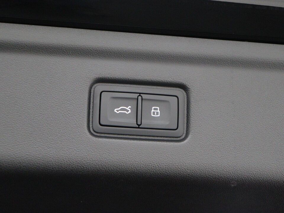 Audi A6 Avant e-tron S edition 100kWh 270 kW / 367 PK