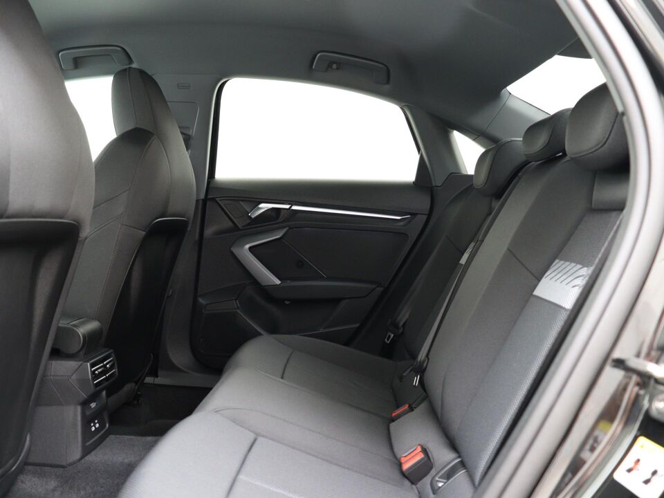 Audi A3 Limousine 30 TFSI Advanced Edition