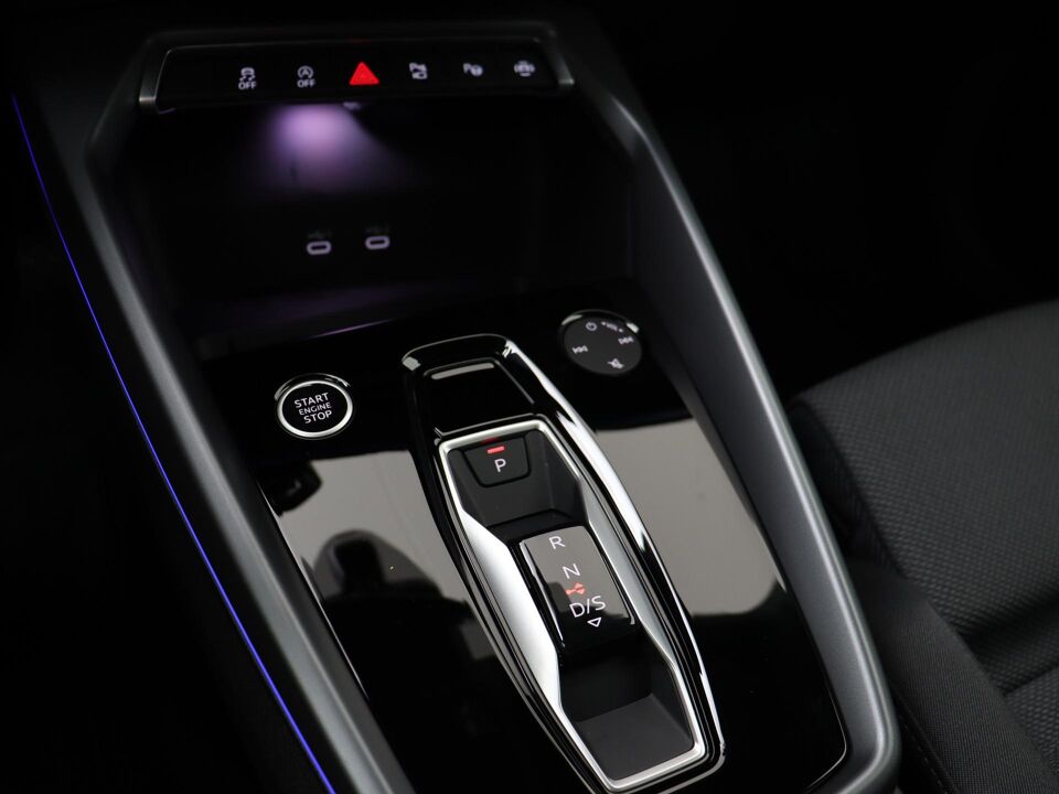 Audi A3 Limousine 30 TFSI Advanced Edition