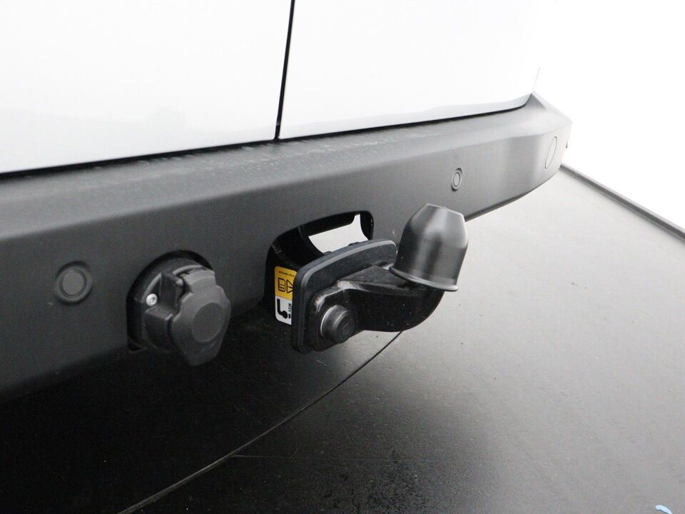 VW-Bedrijfswagens E-Transporter Life L2 160 kW / 218 pk