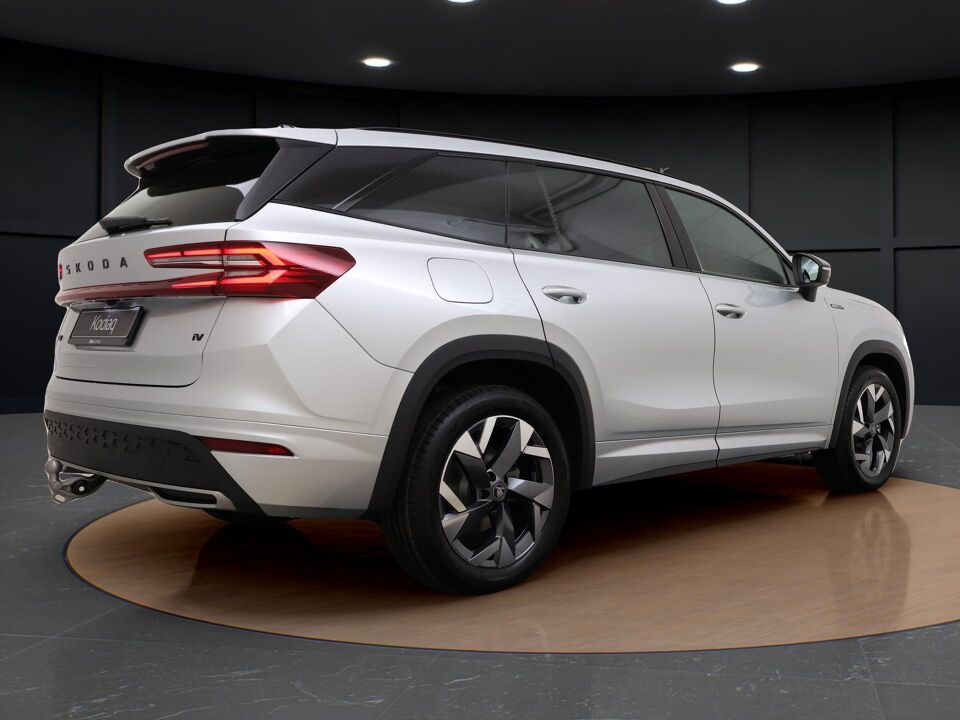 Škoda Kodiaq Sportline Business 1.5 TSI PHEV 150 kW / 204 PK