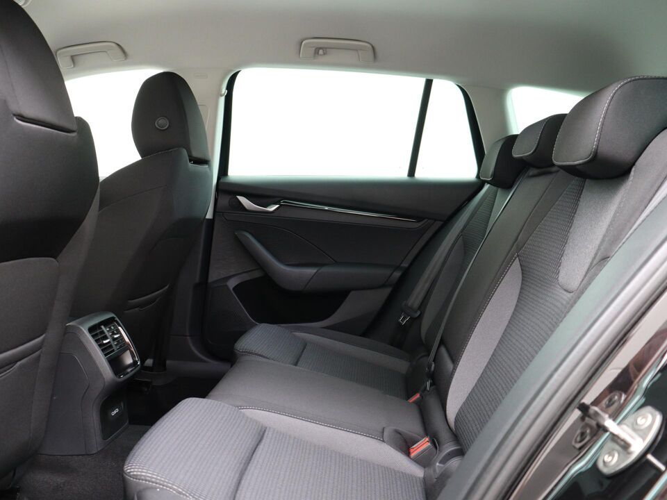 Škoda Octavia Combi Business Edition 1.5 TSI 85 kW / 115 PK