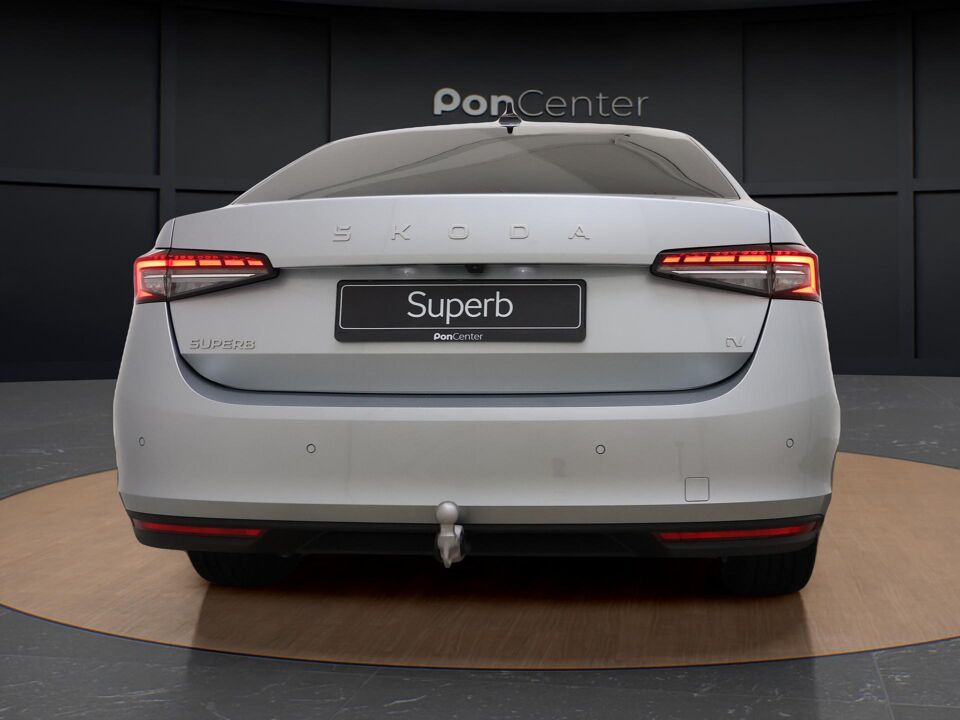 Škoda Superb Business Edition 1.5 TSI PHEV 150 kW / 204 PK