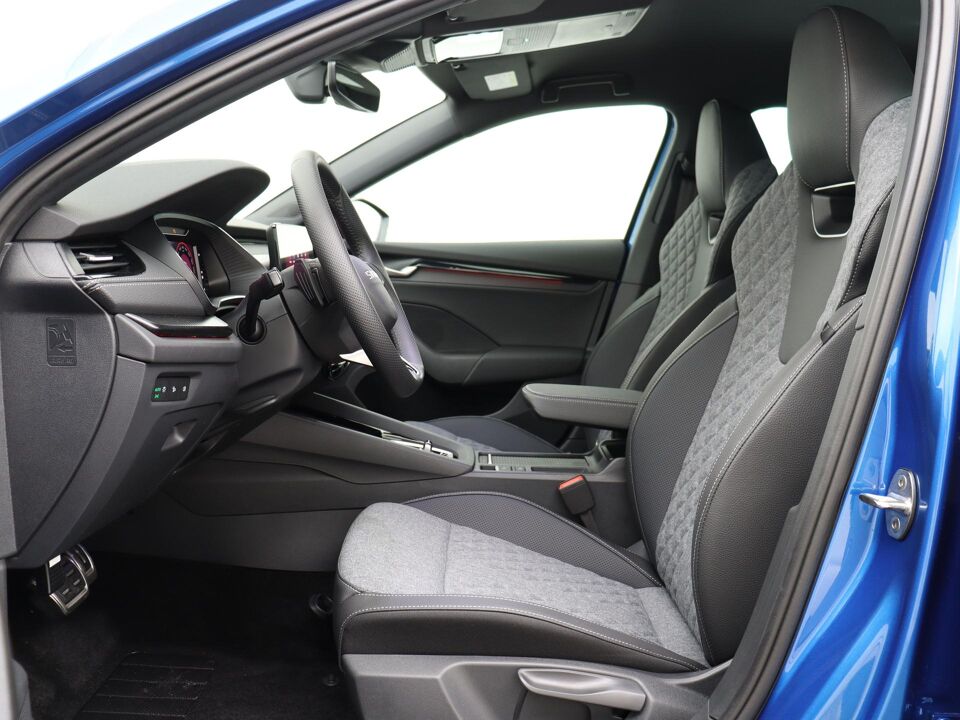 Škoda Octavia Combi Sportline Tour 1.5 TSI m-HEV 110 kW / 150 PK