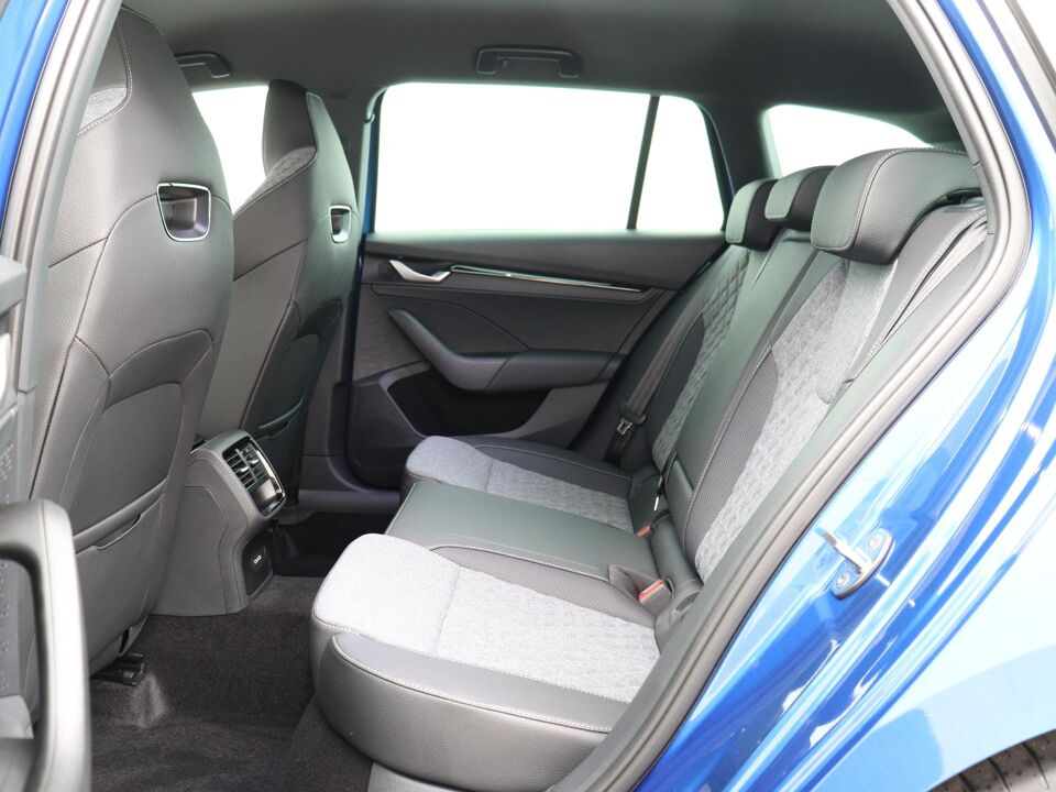 Škoda Octavia Combi Sportline Tour 1.5 TSI m-HEV 110 kW / 150 PK