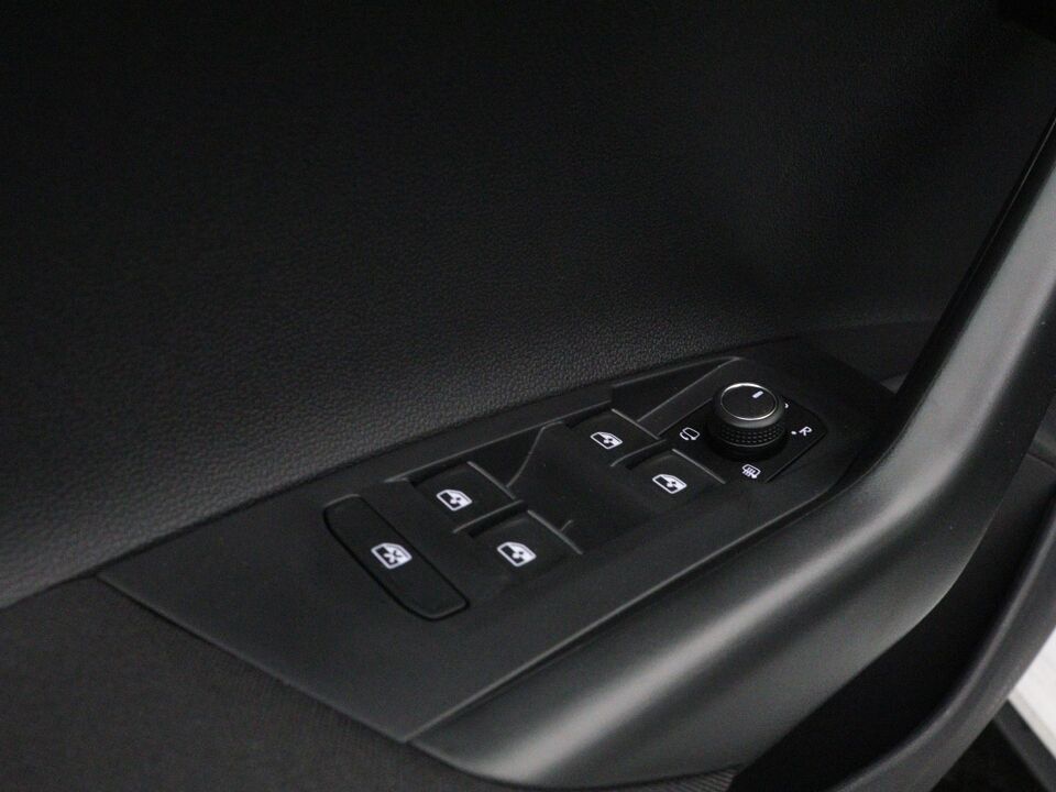 Volkswagen Polo R-Line-Edition 1.0 TSI 70 kW / 95 pk