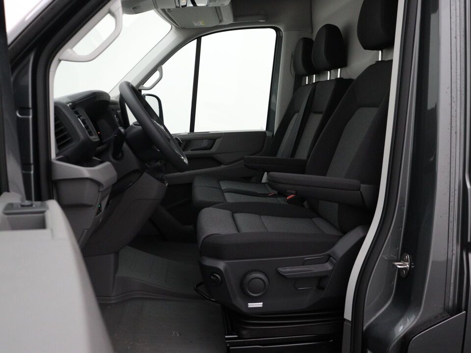 VW-Bedrijfswagens Crafter Highline L3H3 2.0 TDI 103 kW / 140 pk