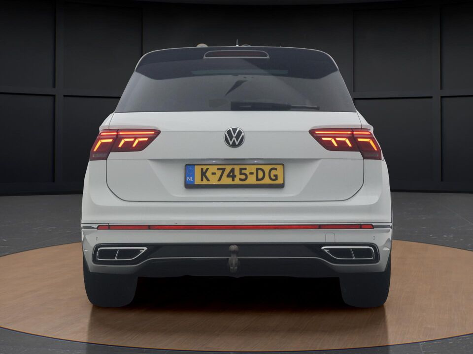 Volkswagen Tiguan 1.5 TSI R-Line Business+