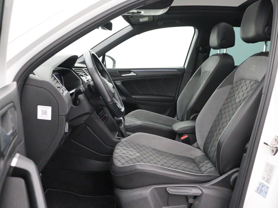 Volkswagen Tiguan 1.5 TSI R-Line Business+