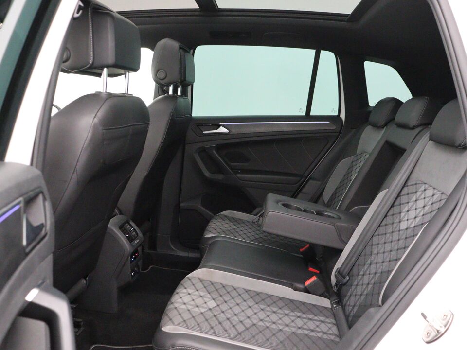 Volkswagen Tiguan 1.5 TSI R-Line Business+