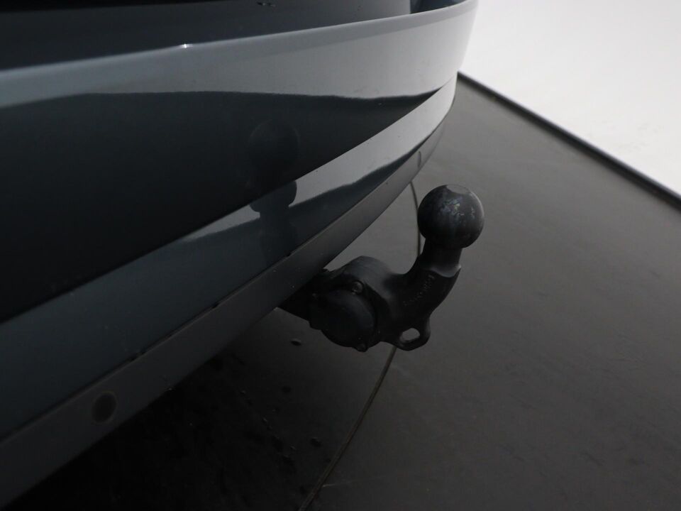 Škoda Superb Combi 1.4 TSI iV Laurin & Klement