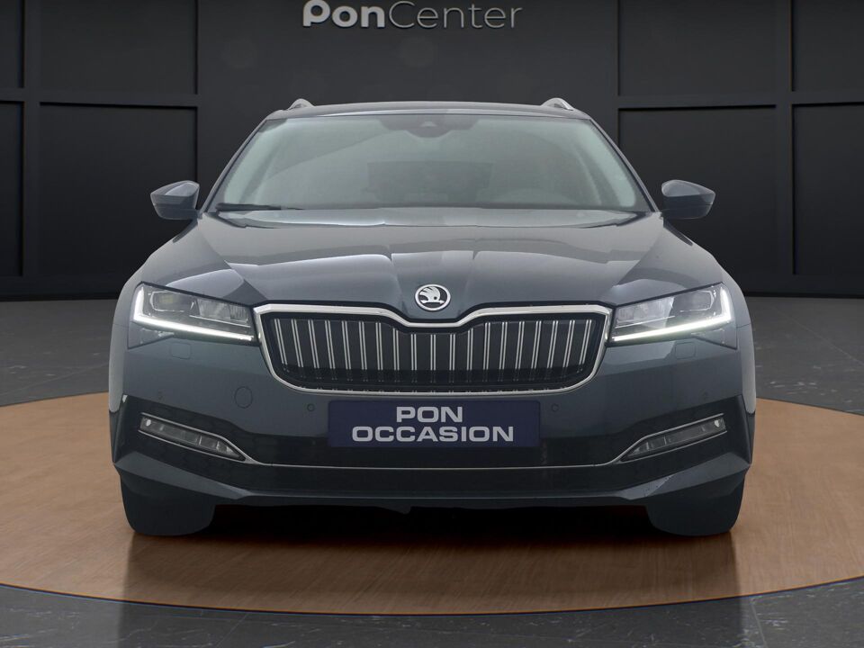 Škoda Superb Combi 1.4 TSI iV Laurin & Klement