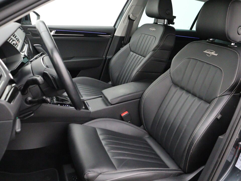Škoda Superb Combi 1.4 TSI iV Laurin & Klement