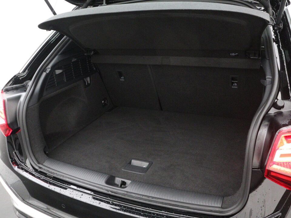 Audi Q2 35 TFSI S Edition