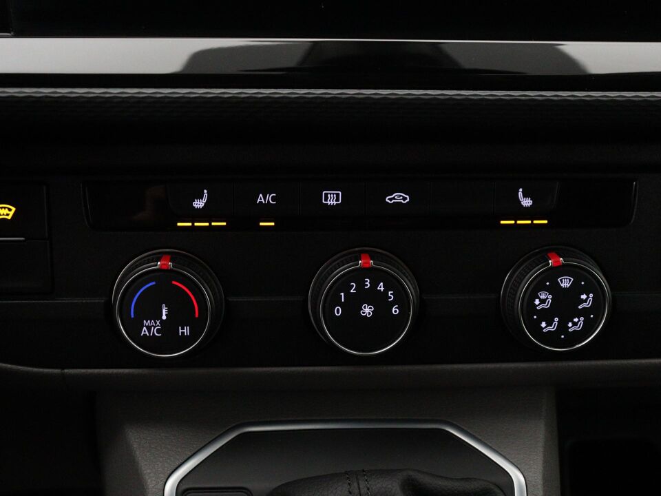 VW-Bedrijfswagens Transporter 2.0 TDI 150 PK DSG L2H1 30 DC Bulli