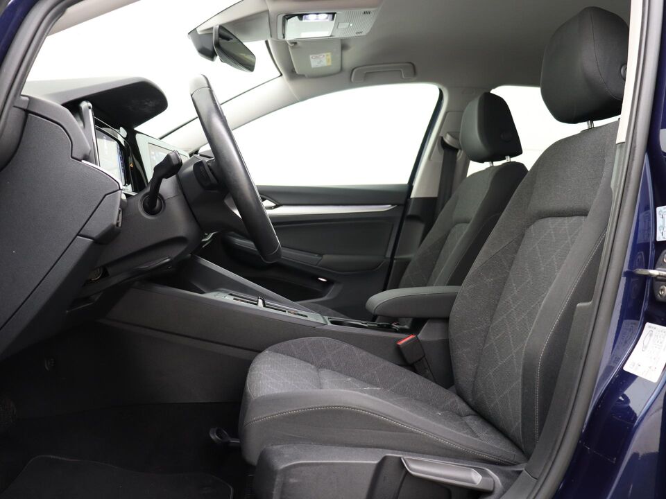 Volkswagen Golf Variant 1.0 eTSI Life