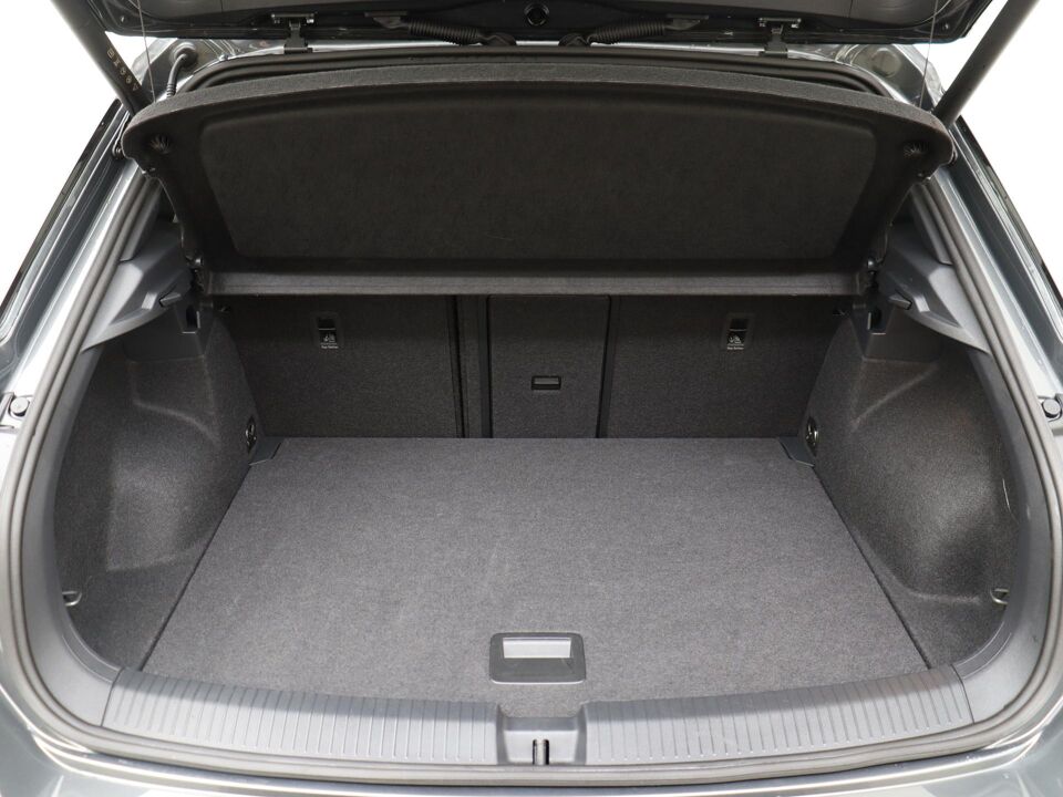 Volkswagen T-Roc 1.5 TSI DSG R-Line