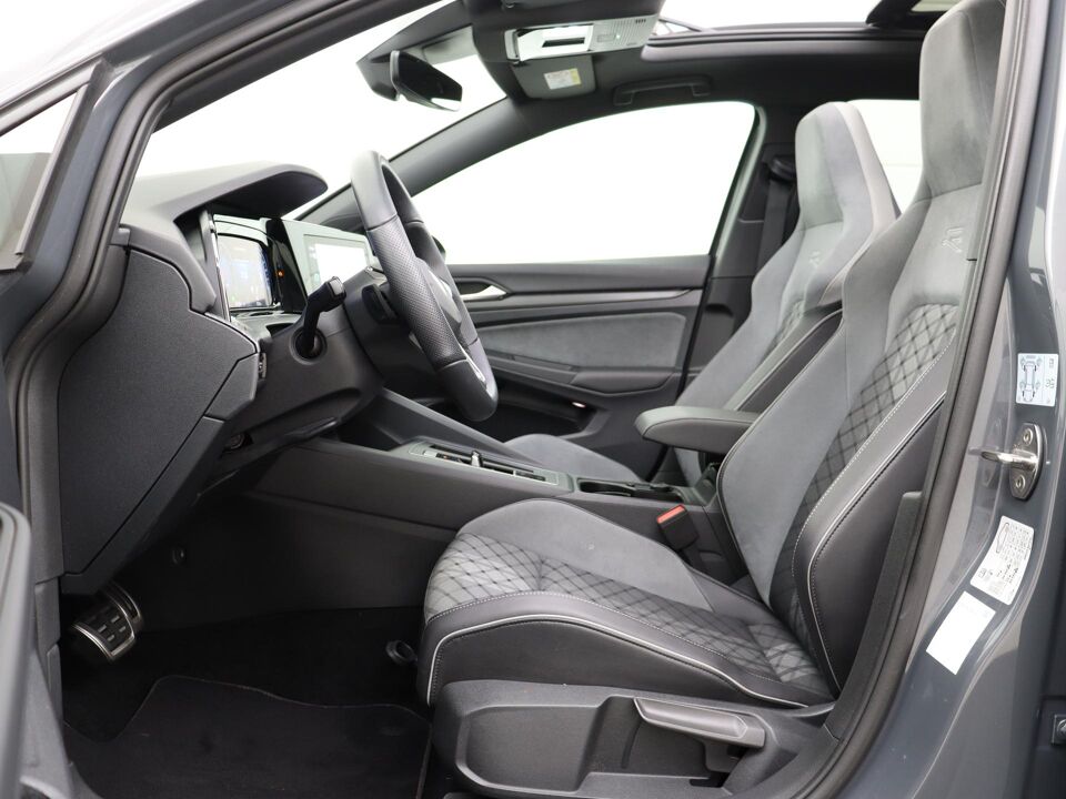 Volkswagen Golf Variant 1.5 eTSI 150 PK DSG R-Line Business+